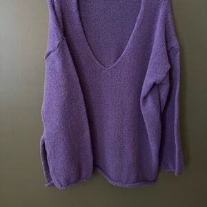 Yummy Oversized sweater.